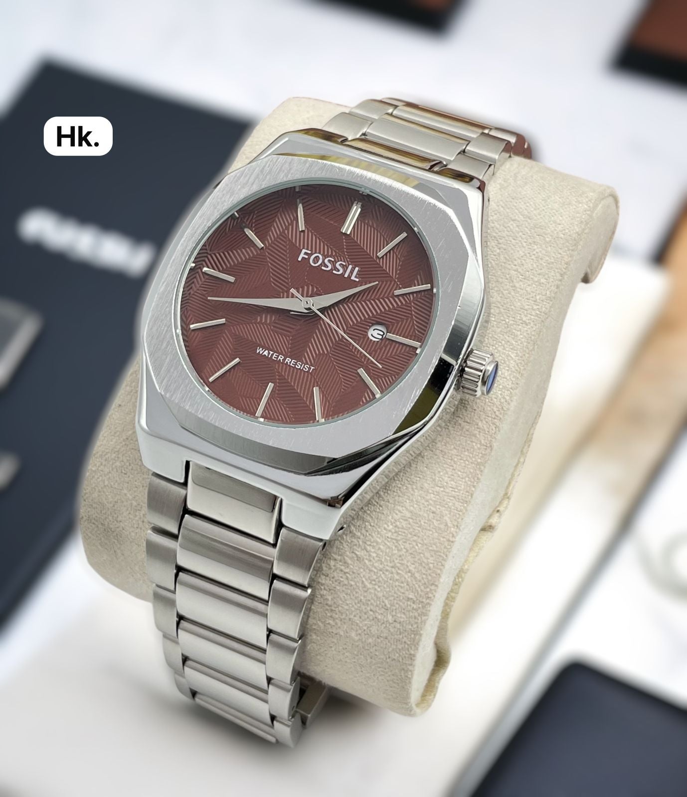 Fossil Simple Elegant Luxury Watch in Metal Bracelet