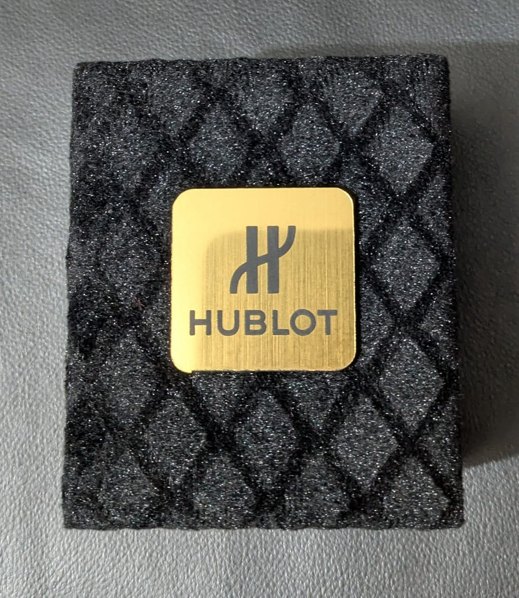 HUBLOT Big Bang in Rosegold with black fibre strap luxury wrist watch